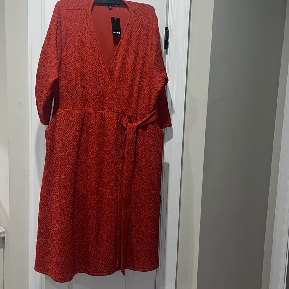 Nwt Torrid faux wrap dress w/ pockets